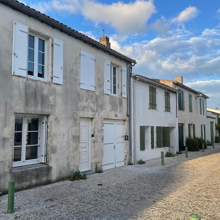 Appartamento Le Petit Navire La Flotte Esterno foto