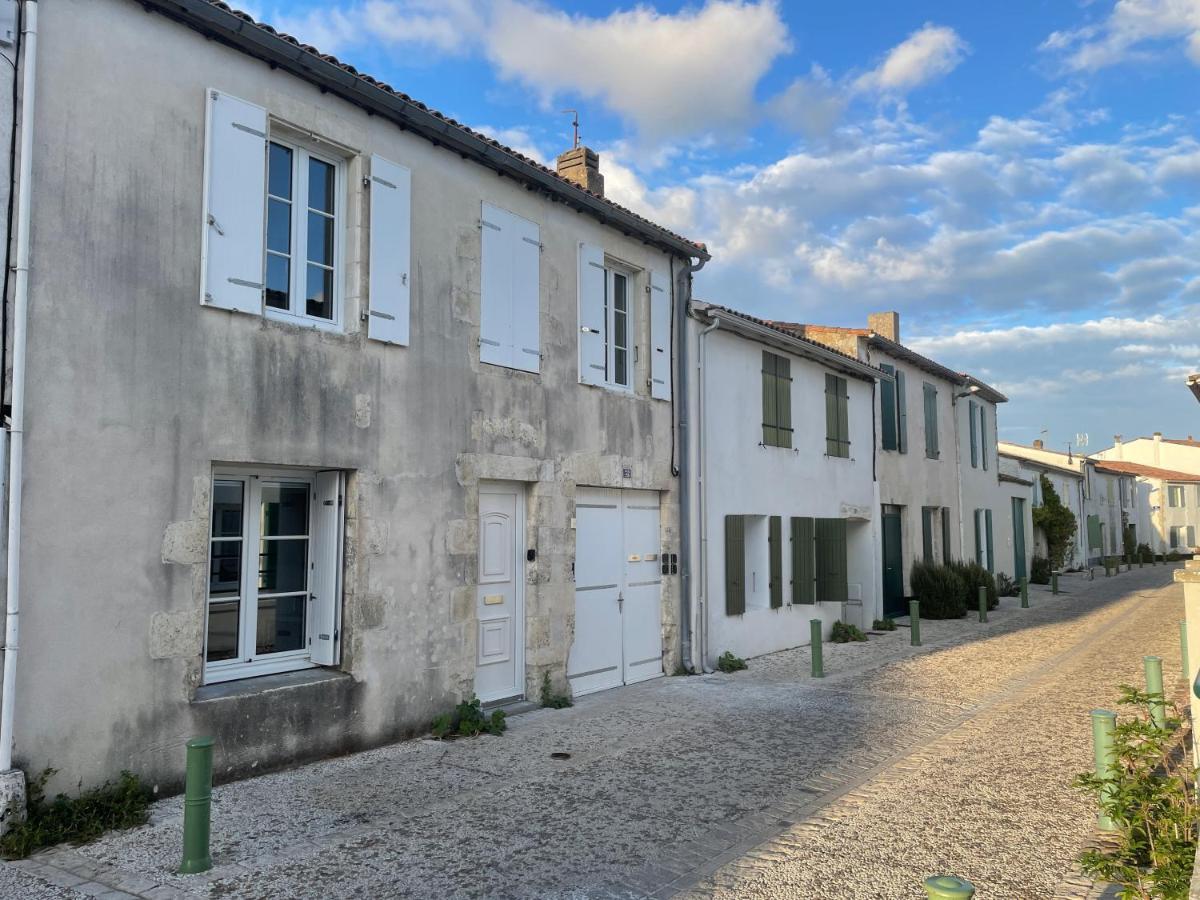 Appartamento Le Petit Navire La Flotte Esterno foto